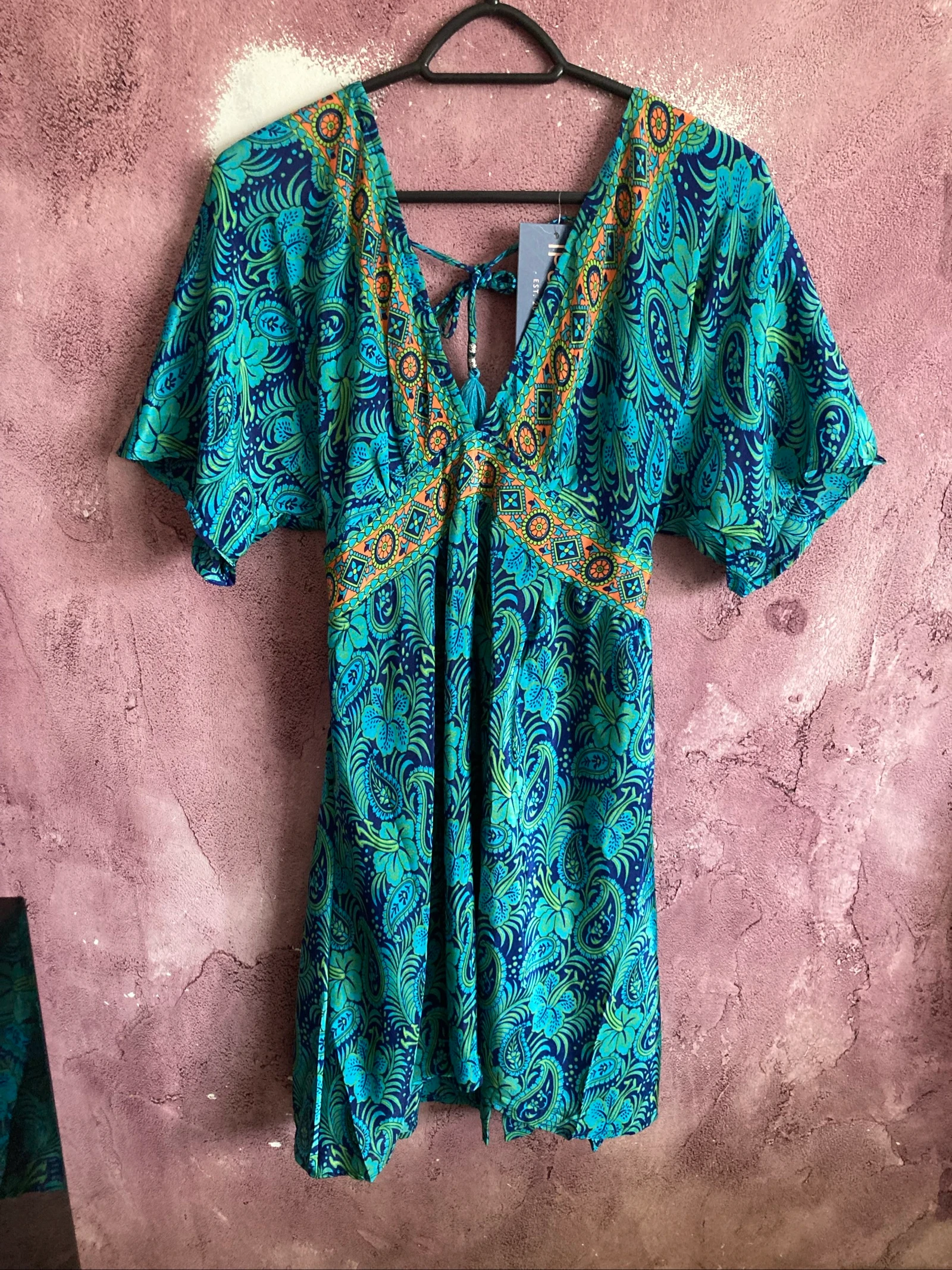 Très jolie robe d été taille unique 